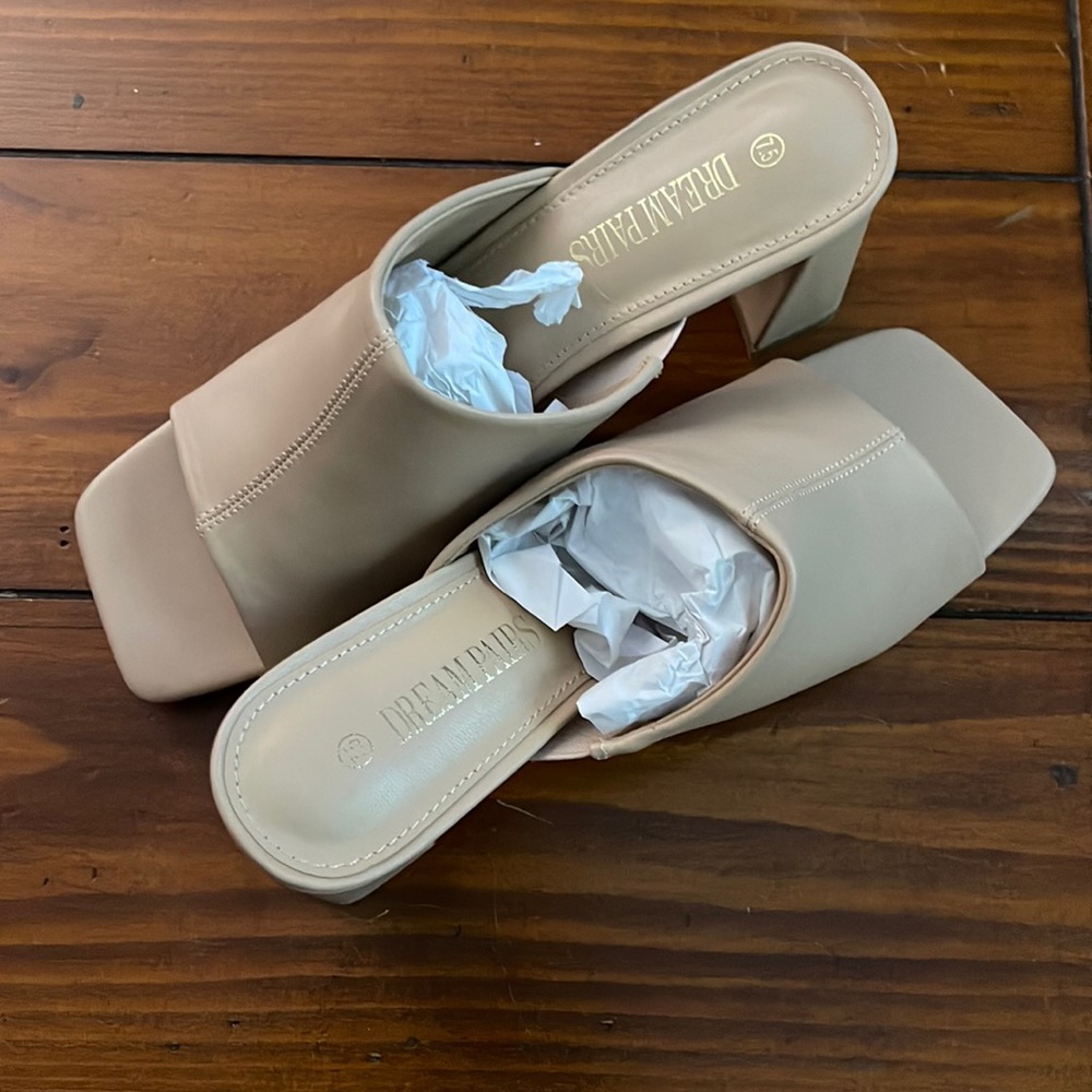 Block heel mules